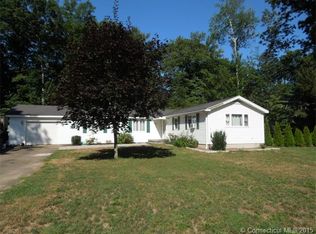 15 Wildwood Park Rd, Clinton, CT 06413