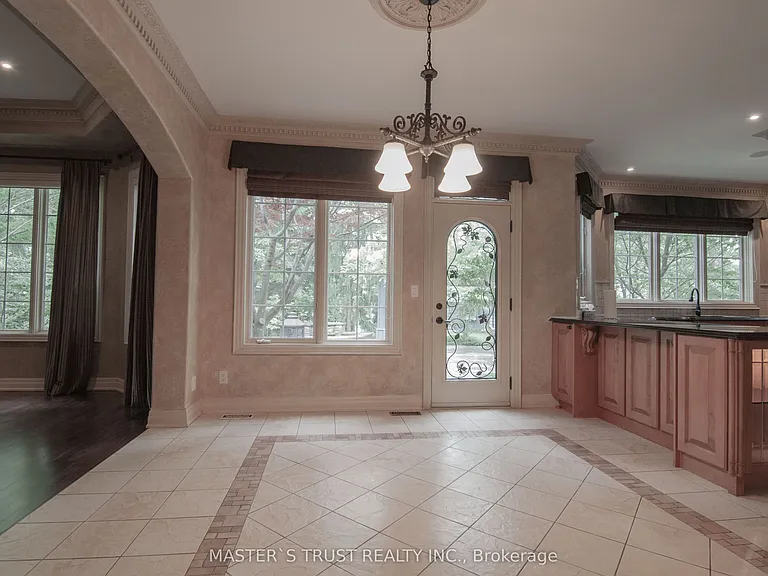 678 Saint Nicholas Ct — Photo 12
