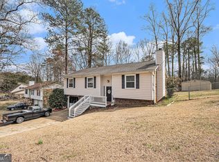 6355 Queens Rd, Douglasville, GA 30135