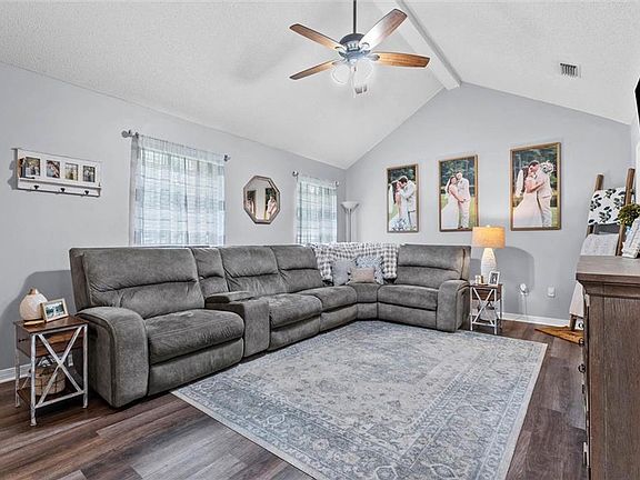 3rd image of 1272 Timberline Ct