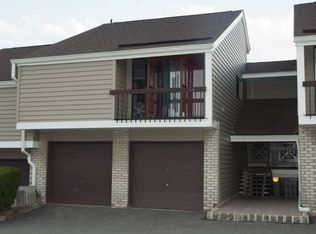 33 Overlook Dr #2307, Clinton, NJ 08809