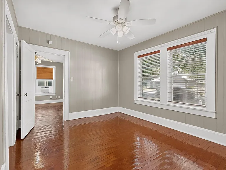 4008 Burnet Rd — Photo 19
