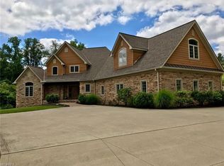 12430 Falcon Ridge Rd, Chesterland, OH 44026