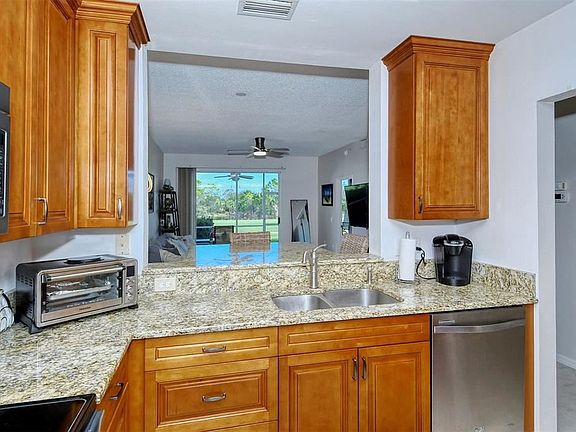5th image of 9630 Club South Cir Unit 6105