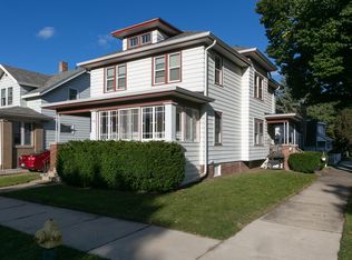1255 Cleveland Ave, Racine, WI 53405
