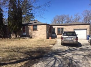 S79W18942 Janesville Rd, Muskego, WI 53150
