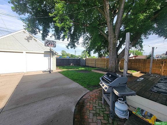2nd image of 1028 N Platte Ave
