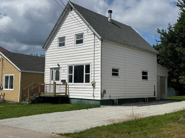 74 Stanley St, North Sydney, NS B2A 1V2