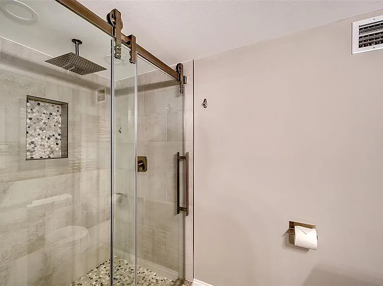 4822 Ocean Blvd #2F — Photo 44