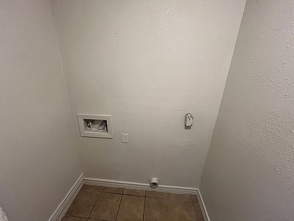 5th image of 2703 San Diego Dr