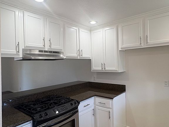 3rd image of 1414 Coronado Ave #303