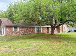 301 Simpson Rd, Victoria, TX 77904