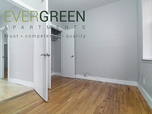 3rd image of 397 Chauncey St APT 1R