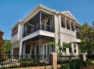 104 McGoey Cir, Conroe, TX 77384