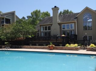 206 Hampton Lee Ct APT 1D, Cary, NC 27513