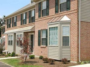 1827 Bradfield Dr, Mount Joy, PA 17552