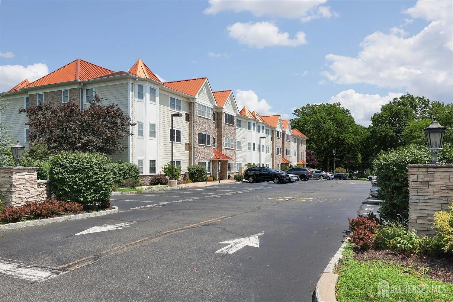 2 bed, 2.0 bath, $2,495 — Photo 4