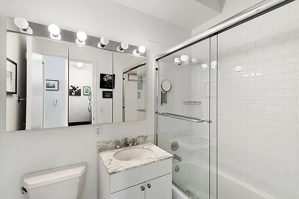 Rented by Nest Seekers International | media 5