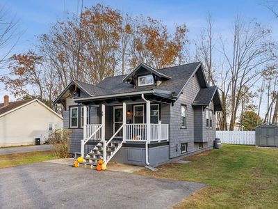 89 Lake Auburn Avenue, Auburn, ME, 04210