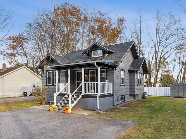 89 Lake Auburn Avenue, Auburn, ME 04210