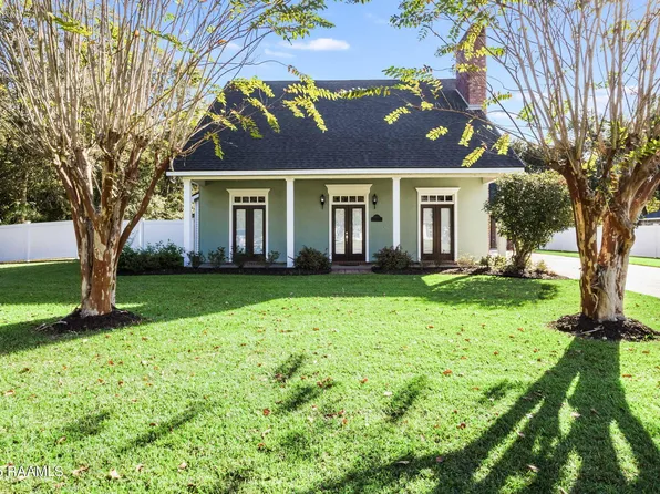 13801 Lynnedale Loop, Abbeville, LA 70510