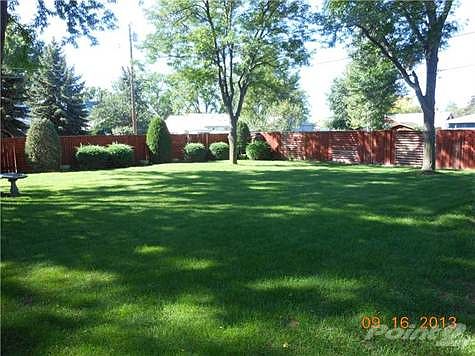 3rd image of 1132 Avenue F