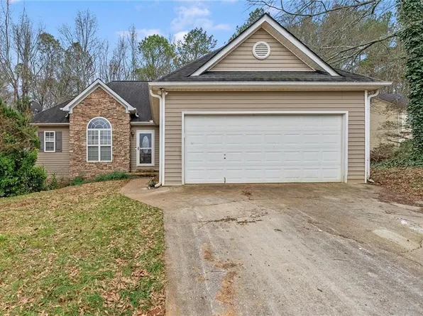 63 Gold Creek Dr, Tallapoosa, GA 30176