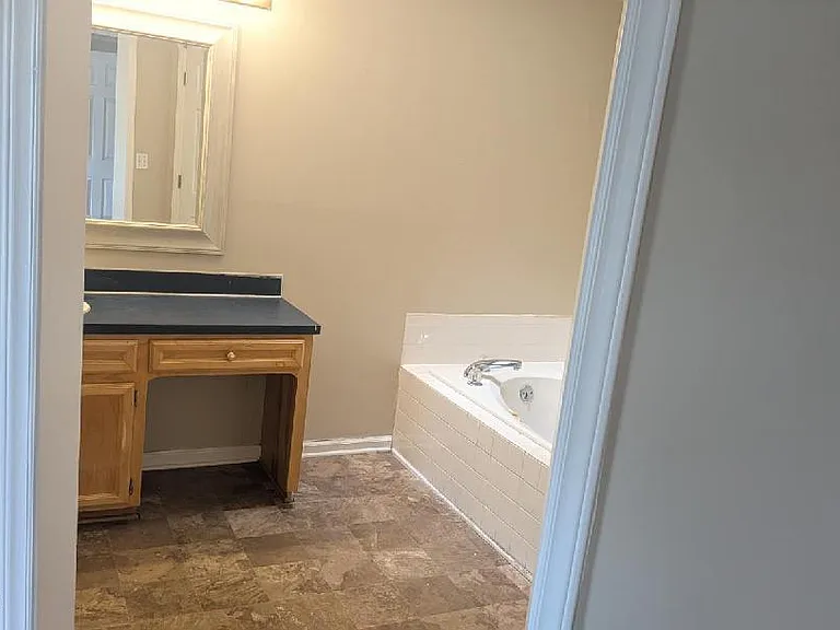 3813 Sterling Pointe Dr #V2 — Photo 5