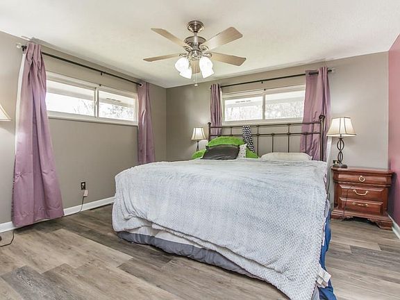 2nd image of 3606 Utica Dr