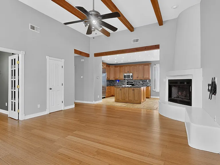 9715 Larnaca Rd NE — Photo 11