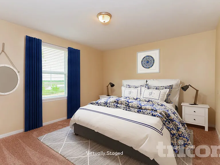 301 Summer Horse Dr — Photo 10
