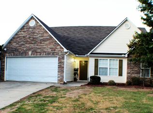 2448 Swan Lake Dr, Grayson, GA 30017