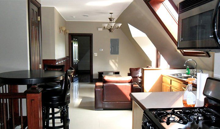 2nd image of 287 Quail St APT 3