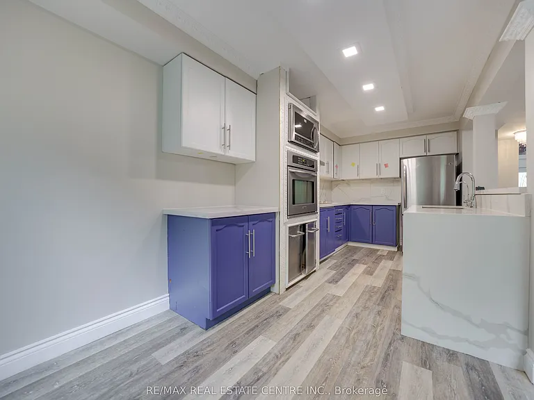 76 Frances Ave #32 — Photo 11