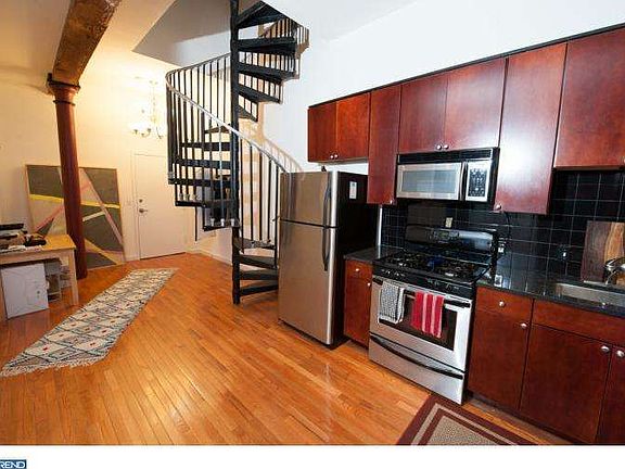 5th image of 828 N Hancock St #7