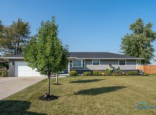 5211 Seaman Rd, Oregon, OH 43616