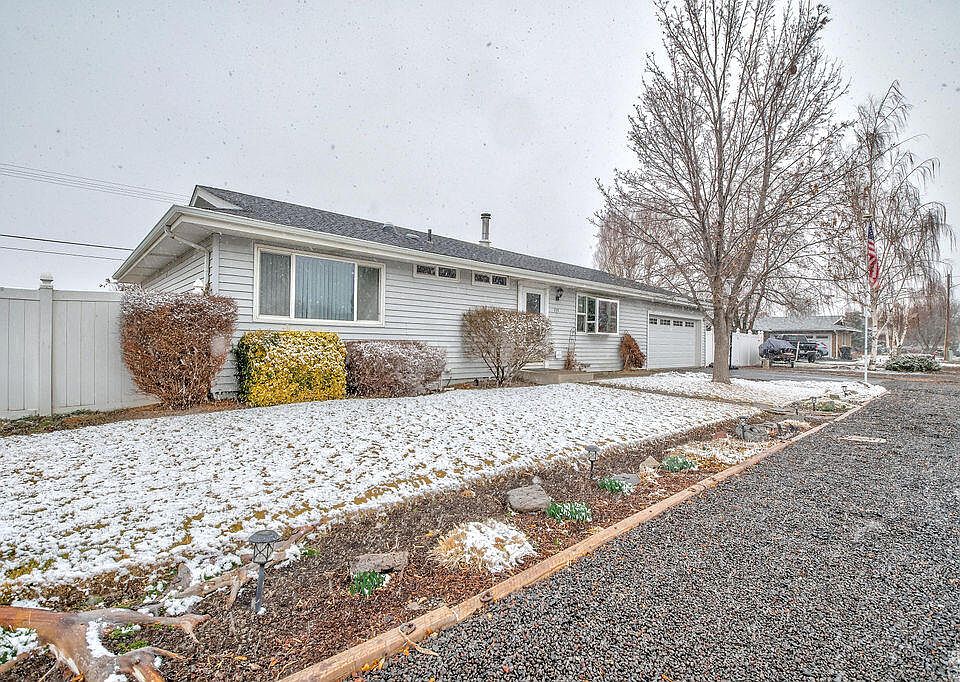 735 Park St, Tulelake, CA 96134 Zillow