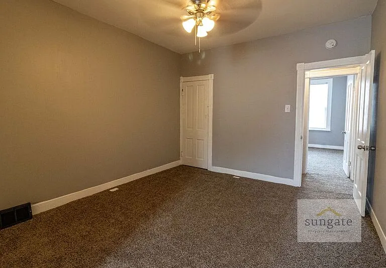 1222 Sargeant St — Photo 9