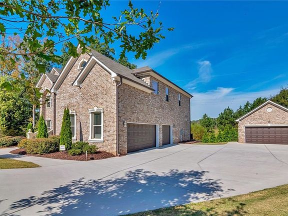 5th image of 2900 Ash Grove Dr