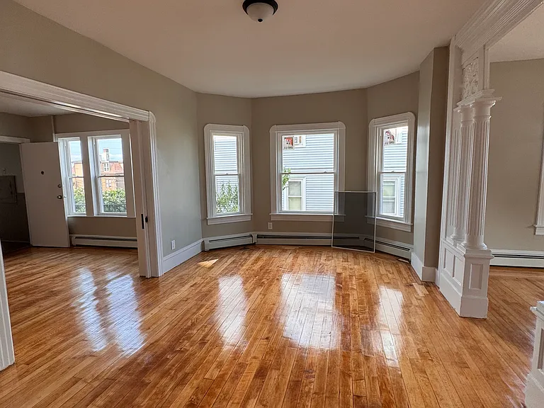 169 Walnut St #1 — Photo 10