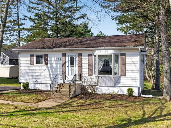 167 Sackville St, Shediac, NB E4P 2R1