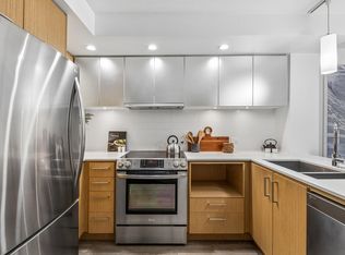 221 E 3rd St #211, North Vancouver, BC