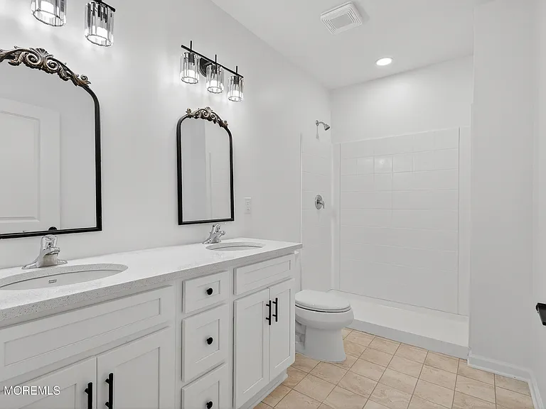 253 Mantoloking Rd #C — Photo 8