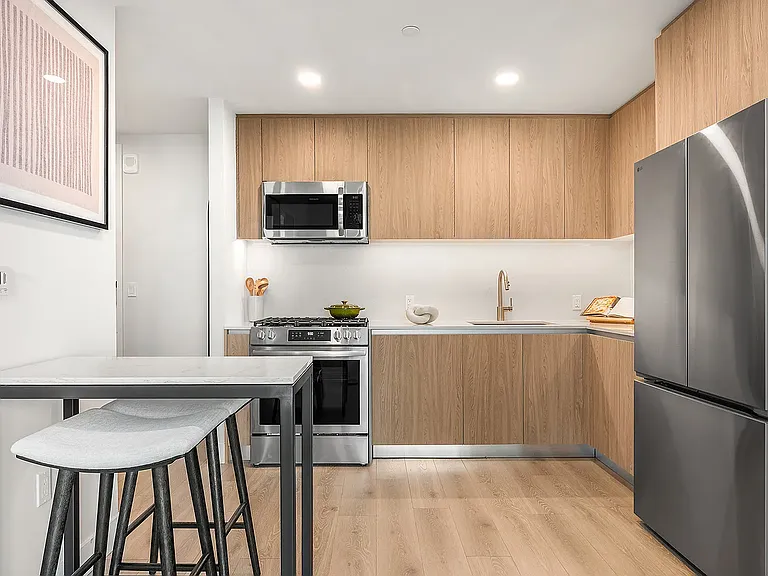 54 Crown St #1609 — Photo 4