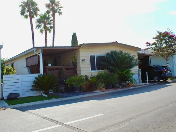 2700 E Valley Pkwy Space 122, Escondido, CA 92027