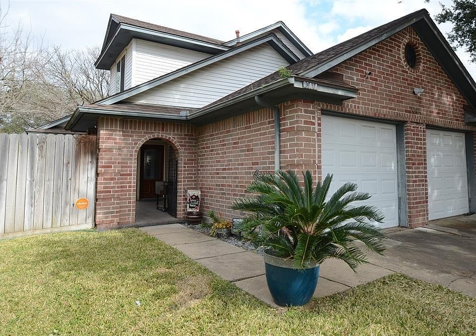 1st image of 20414 Blue Beech Dr