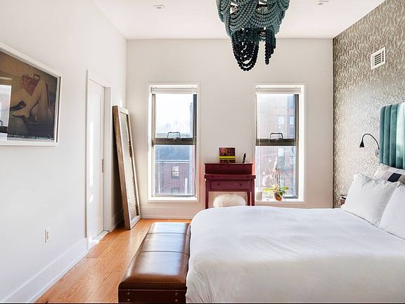 2nd image of 521 Greene Ave APT 2