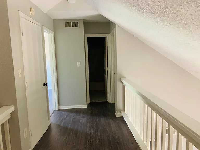 638 Thomasville Blvd SE — Photo 4