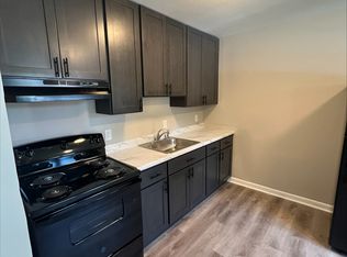 98 Regional Dr, Penns Grove, NJ 08069