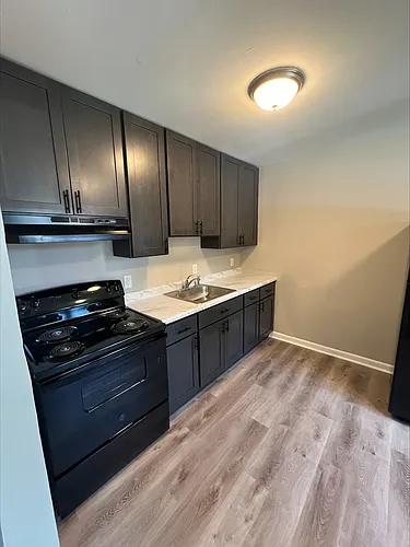 98 Regional Dr Photo 1